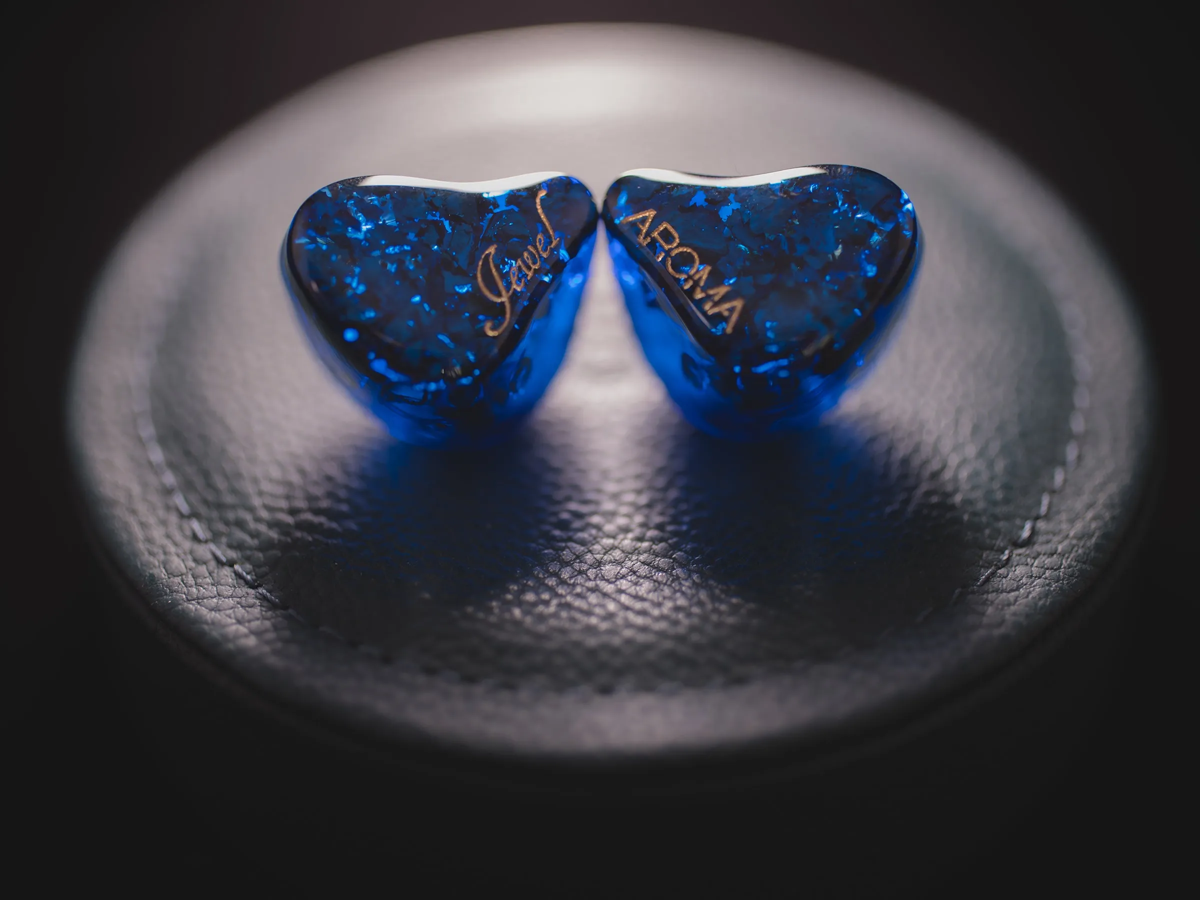 AROMA Audio Jewel