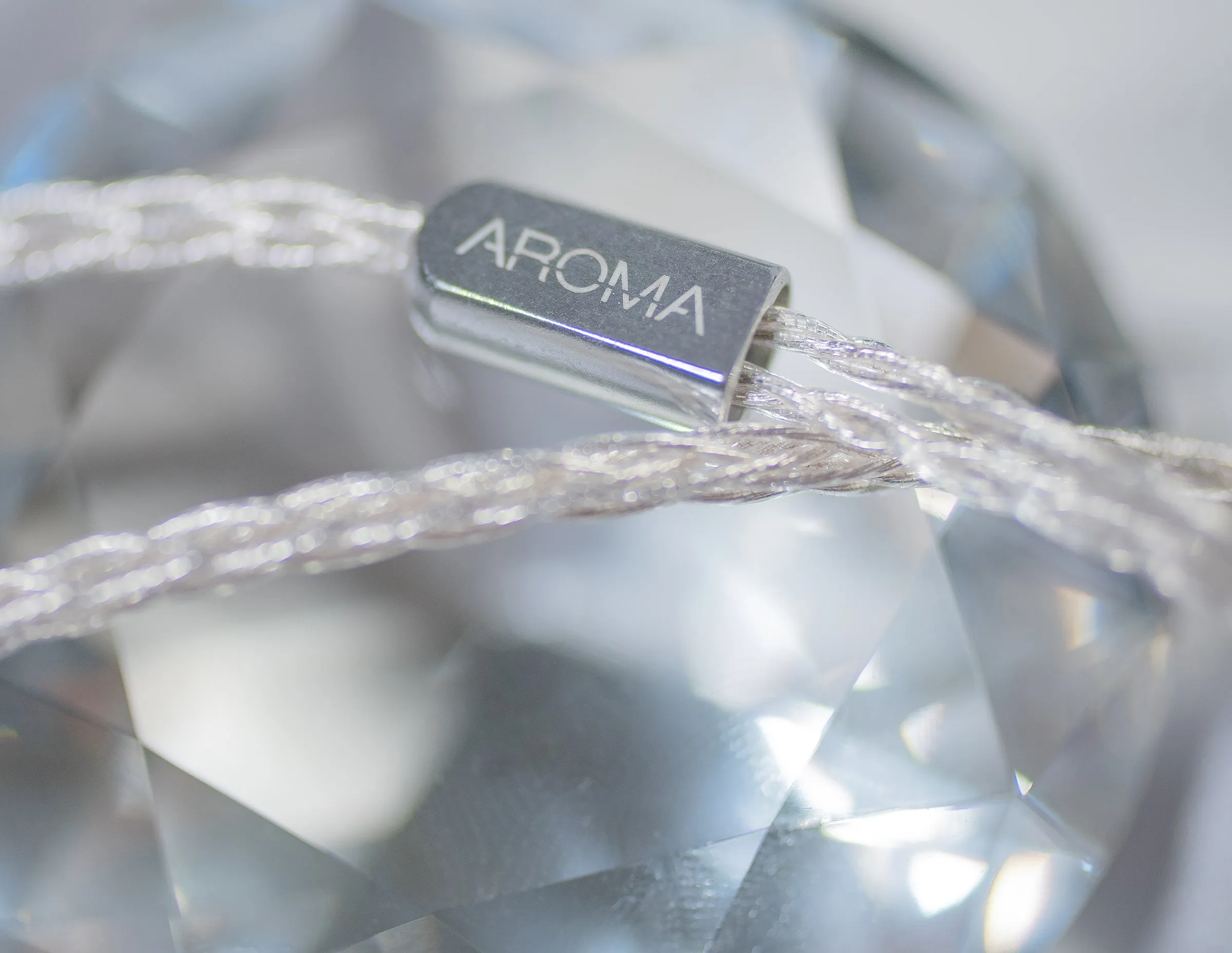 AROMA Audio Jewel
