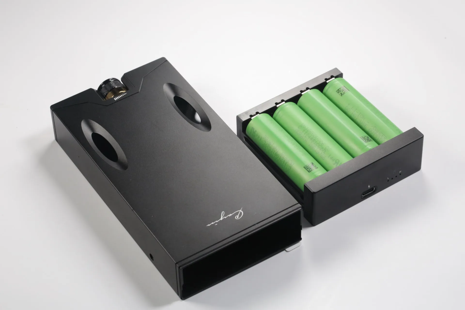 Cayin C9: Dual Nutube, Fully discrete Fully Balanced Class A/AB Portable Headphone Amplifier (Like New)