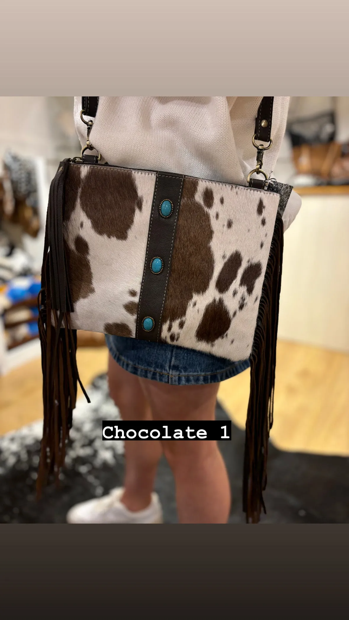 Cowhide Clutch Bag With Turquoise Stonework and Fringes – AB76