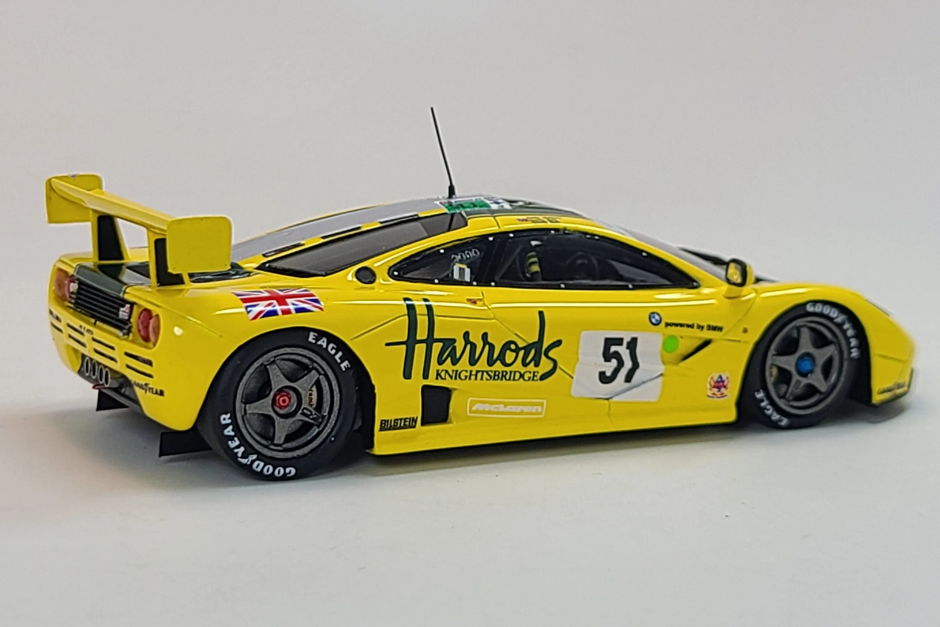 McLaren F1 GTR (3rd Place, 1995 Le Mans) - 1:43 Scale Model Car by Spark