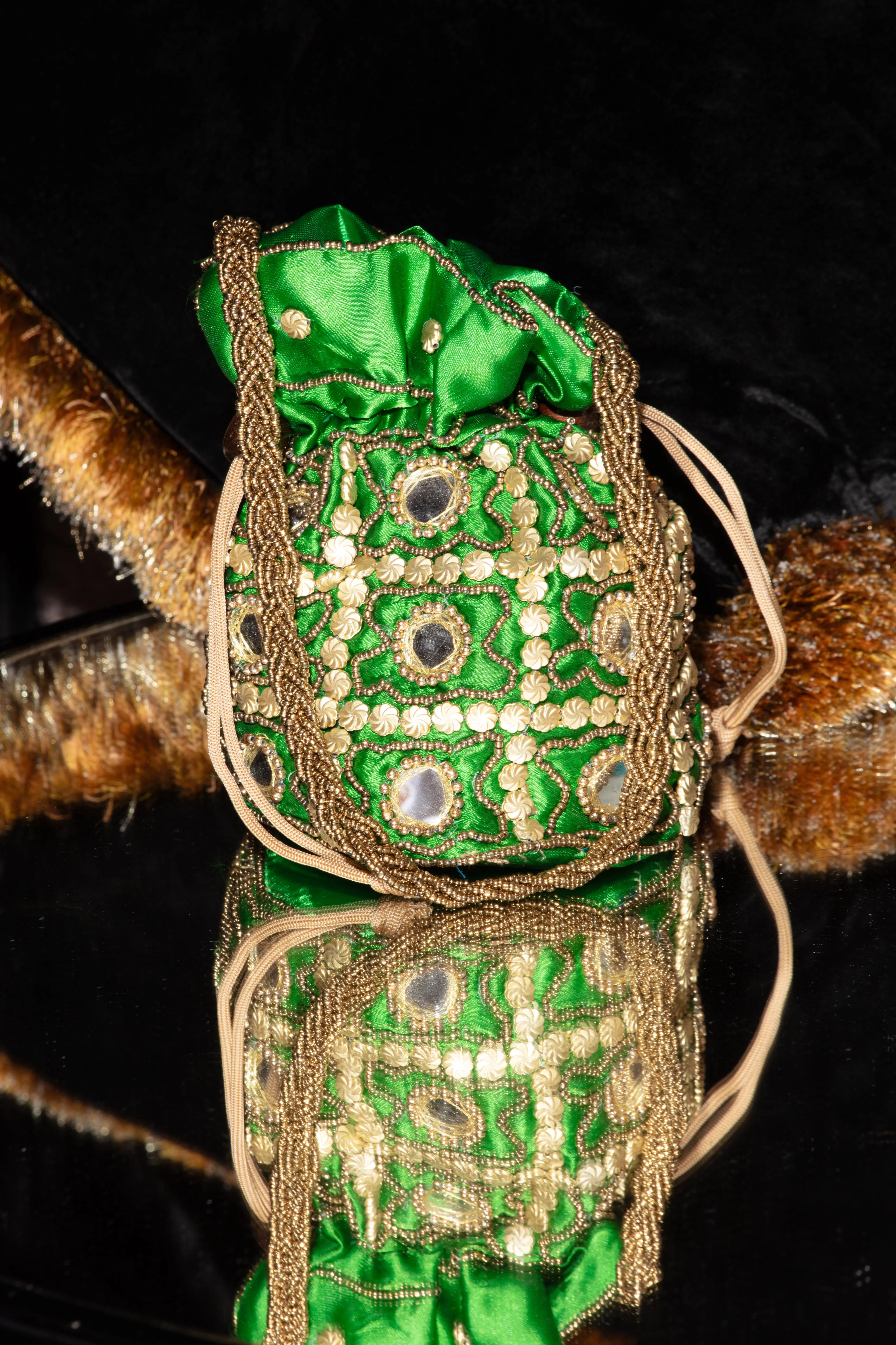 Mirrored Fabric Pouch Bag - Green