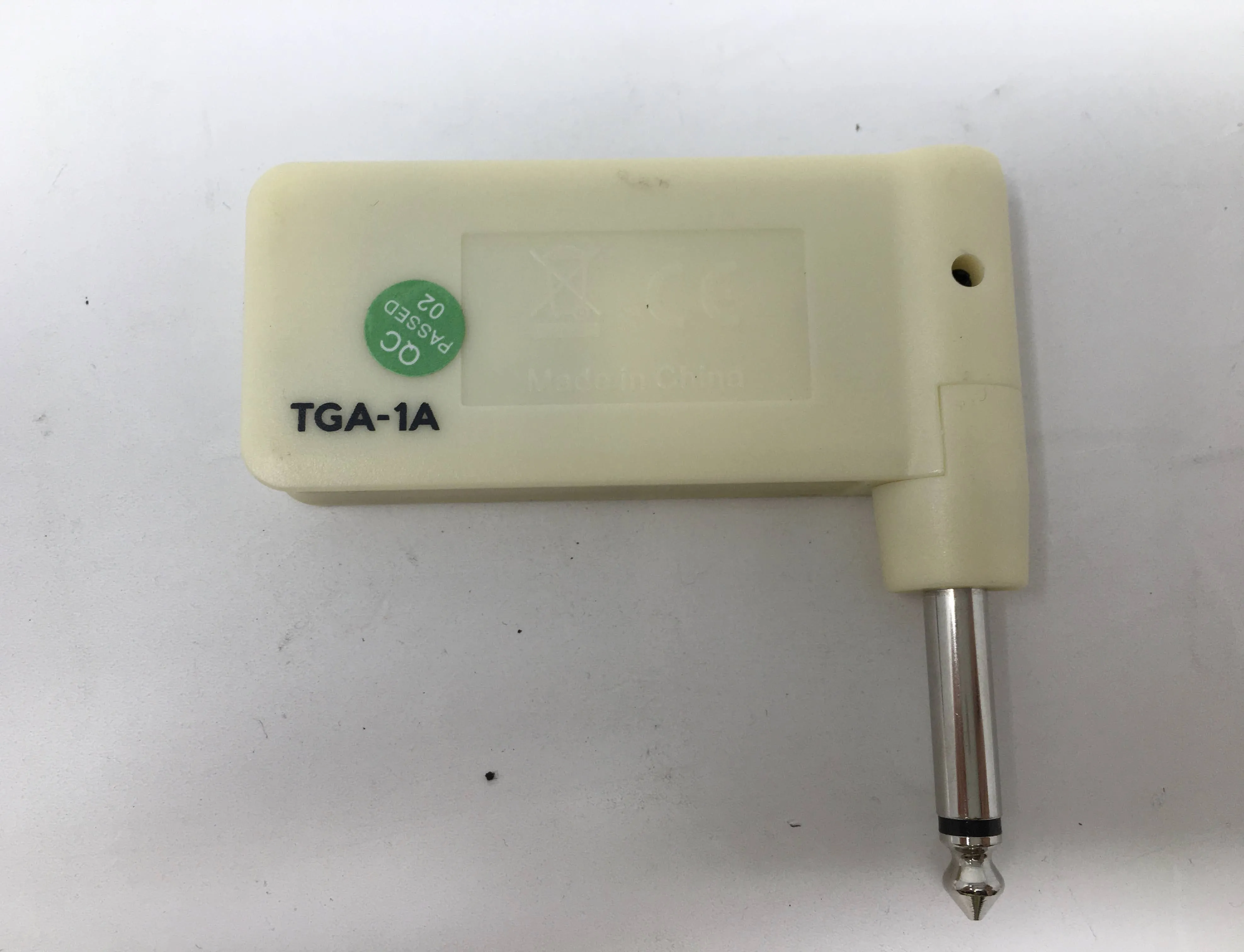Traveler Guitar TGA-1A Electric Headphone Amp for Acoustic Guitar