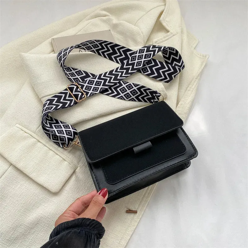 Uniwim Emmeline Square Leather Bag